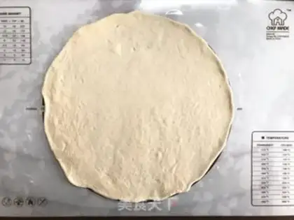 Make Cinnamon apple sweet pizza step 3