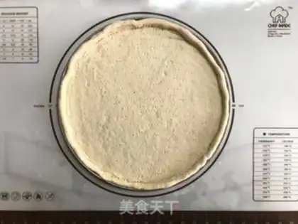 Make Cinnamon apple sweet pizza step 4