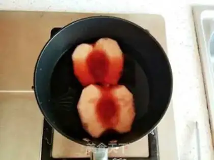Make A wine crown pear step 1