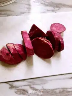 Make Tea-spicy potatoes step 0