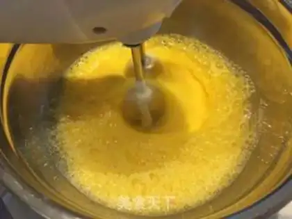 Make Japanese Nagasaki cake step 2
