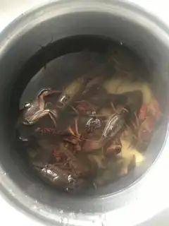 Make Spicy lobster step 0