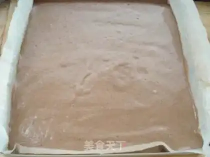 Make A fruit strawberry box cake step 6