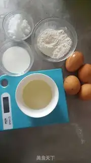 Make Four cakes step 0