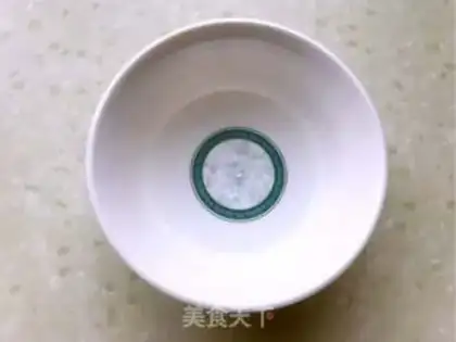 Make A homemade white-noodle pan helmet step 2