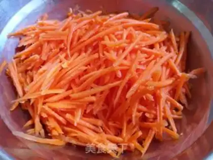 Make Scrambled carrots step 1