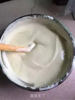 Make Cake rolls with red velvet step 5