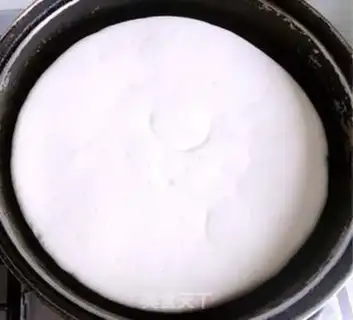Make A homemade white-noodle pan helmet step 9