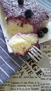 Make Blueberry yogurt cake step 13