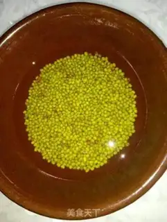 Make Green bean sprouts step 0