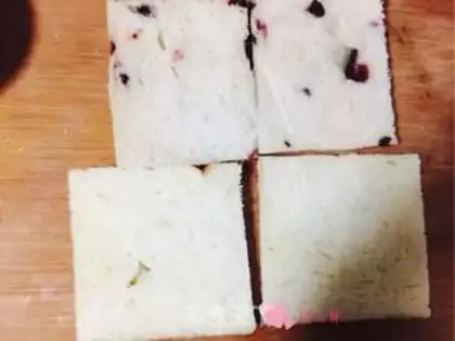 Make Strawberry butter sandwich step 2