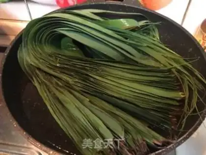 Make Five grains, small feet step 2