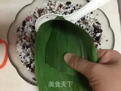 Make Five grains, small feet step 5