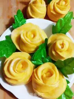Make Rose buns step 17
