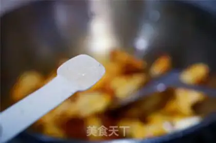 Make White with thick sauce step 4