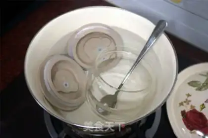 Make Cream fruit cereal yogurt step 1