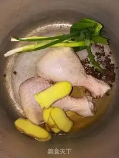 Make Spicy chili chicken step 0