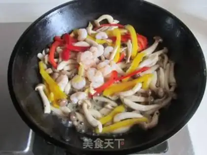 Make Pepper shrimp crab mushrooms step 6