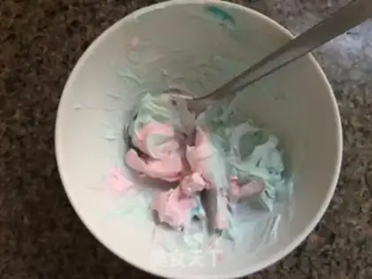 Make unicorn toast step 1