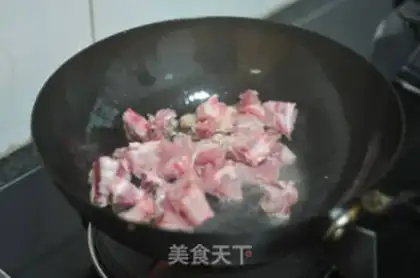 Make Paprika fried ribs step 1