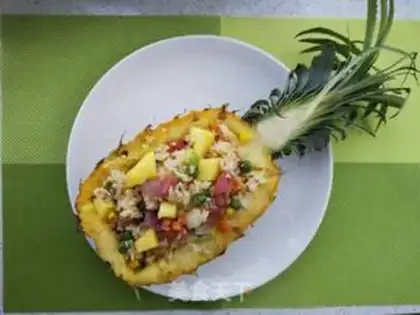 Make Pineapple rice step 4