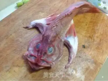Make Spicy red fish step 0