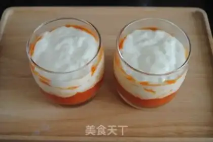 Make A papaya yogurt cup step 8