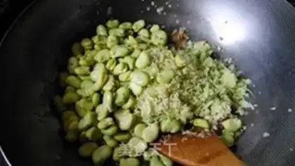 Make Sausage bean gravy step 6