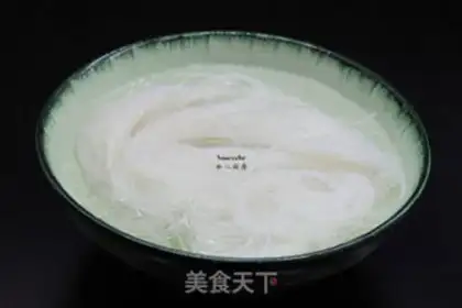 Make Spicy rice powder step 1