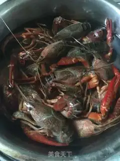Make Spicy lobster step 0