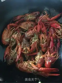 Make Spicy lobster step 2