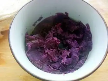 Make Purple banana rolls step 1