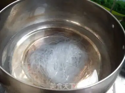 Make Seaweed fans step 2