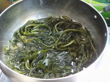 Make Seaweed fans step 4