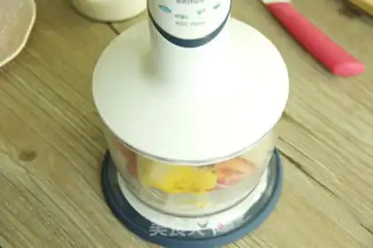 Make Strawberry shakes, smoothie moose step 10