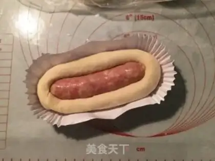 Make Sausage salad bread step 7