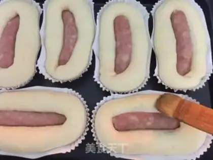 Make Sausage salad bread step 10