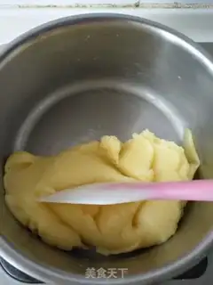 Make Salted caramel ice cream puff step 10