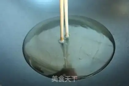 Make ♪ Squirming a pan of red fish ♪ step 2