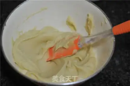 Make Almond rose cookies step 6
