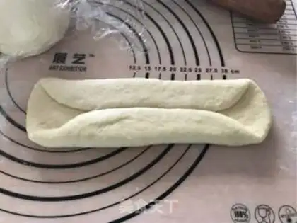 Make Chinese milked toast step 13