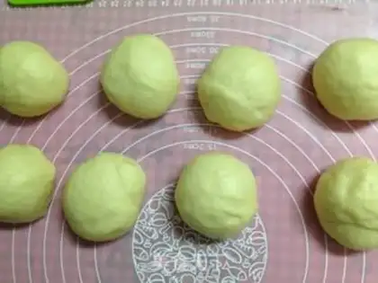 Make Soccer cranberry cheese rolls step 8