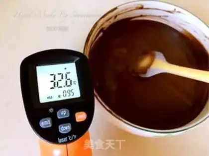 Make Sach cake step 6