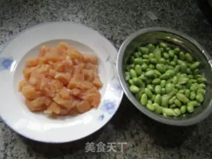 Make Soybeans fried chicken chest step 0