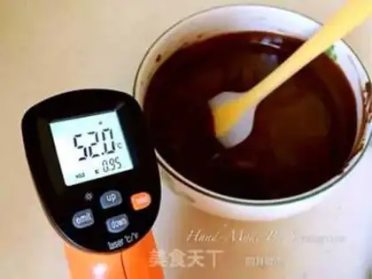 Make Sach cake step 16