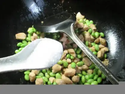 Make Soybeans fried chicken chest step 10
