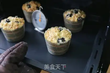 Make The blueberry poaching top step 13