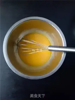 Make Strawberry cream cake step 1