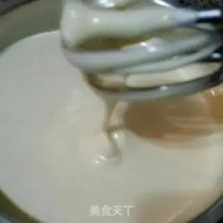 Make Cracky Viennese almond cake step 1