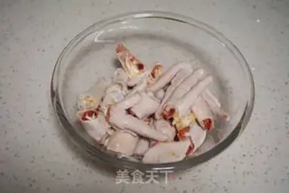 Make Soup lemon for chicken claws step 0